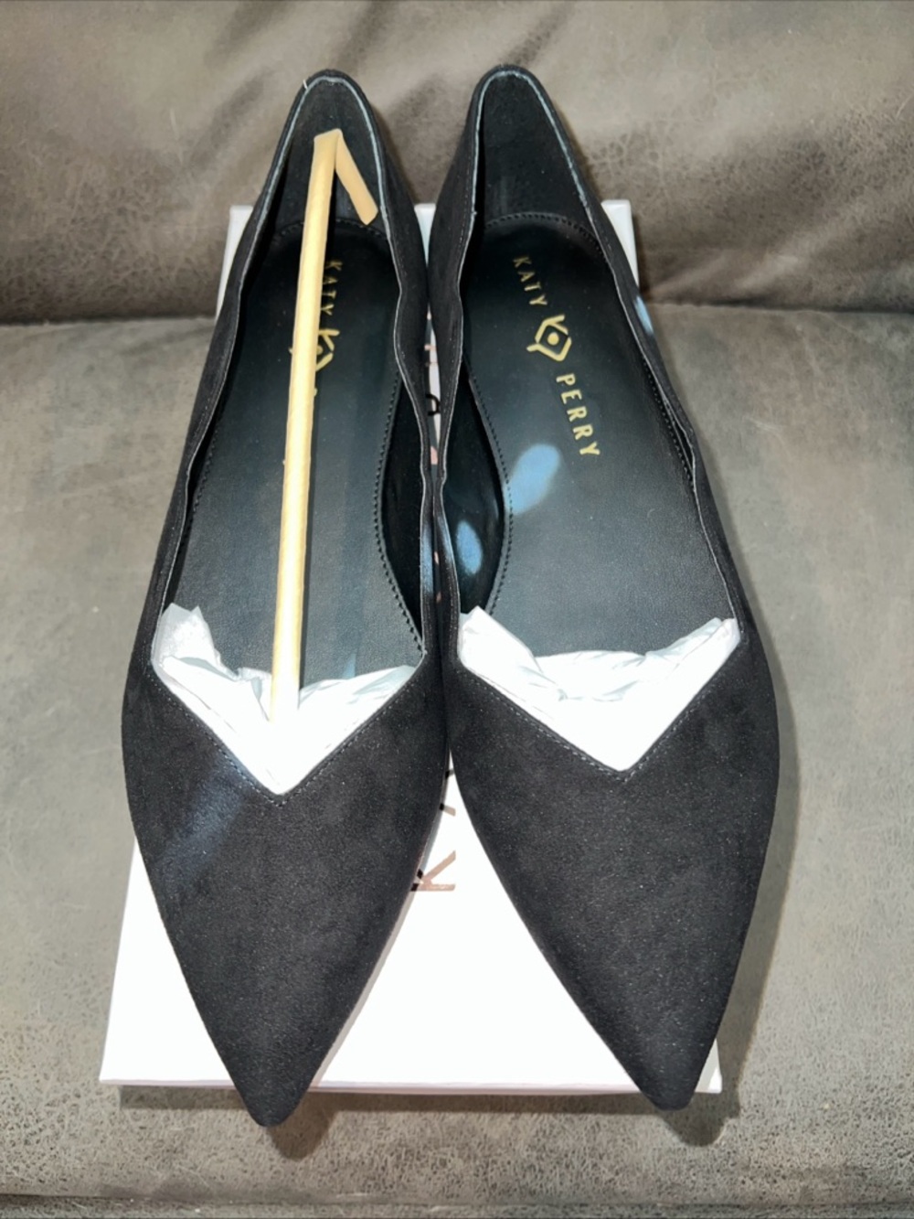 Katy Perry woman’s 10 & 8.5 the hava microsuede Black Pointed Suede Flats - Picture 3 of 8